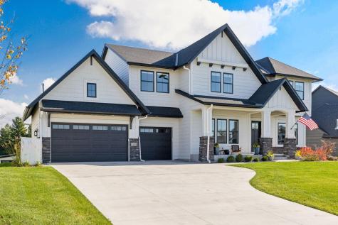 1389 Palmer Drive N Lake Elmo MN 55042