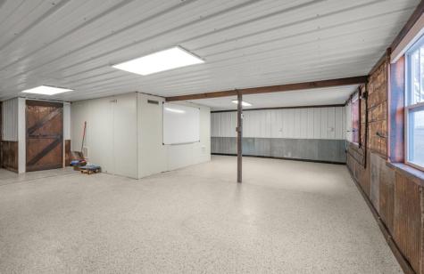 90917 240th Street Austin MN 55912