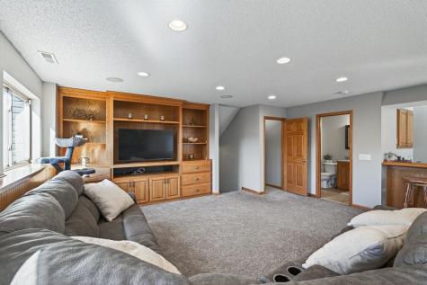 4330 203rd Lane NW Anoka MN 55303