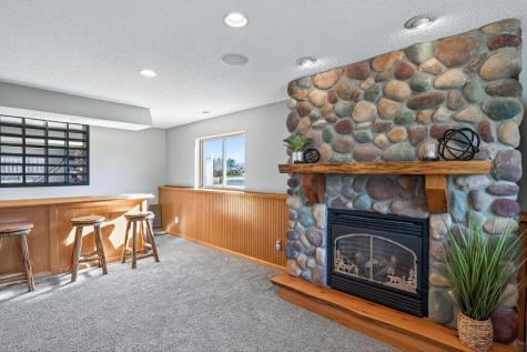 4330 203rd Lane NW Anoka MN 55303