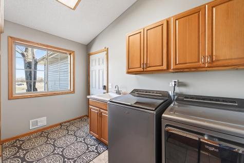 4330 203rd Lane NW Anoka MN 55303
