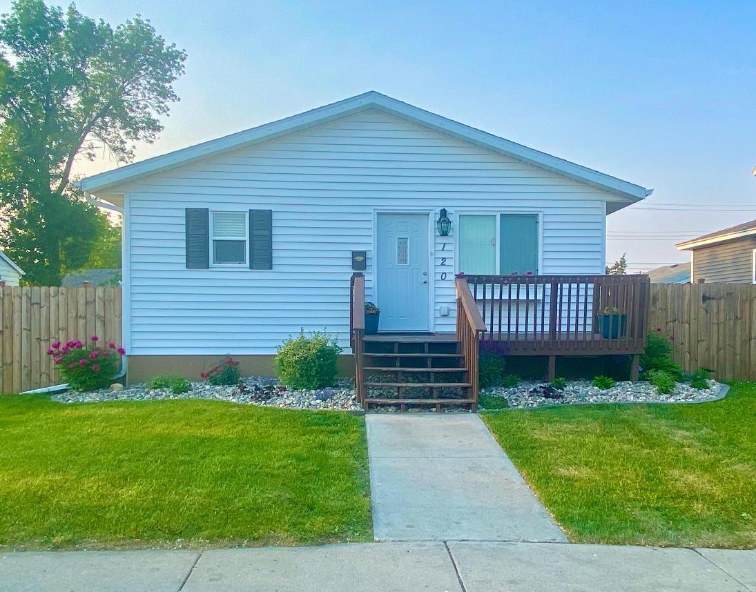 120 N 2nd Avenue N Wahpeton ND 58075