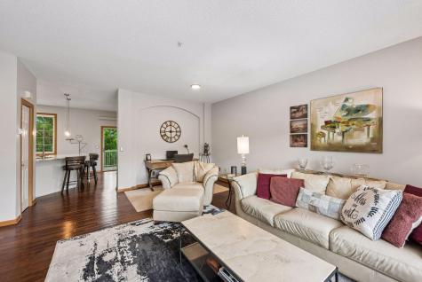 787 Fairfield Circle Minnetonka MN 55305