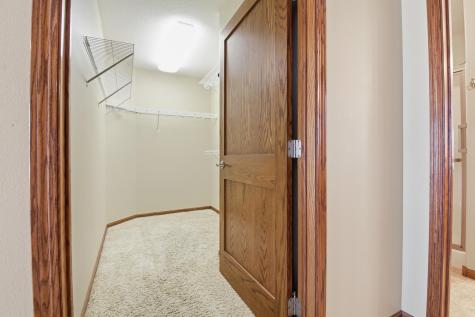 321 15th Avenue NW Willmar MN 56201