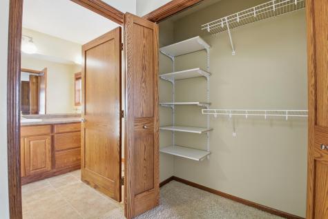 321 15th Avenue NW Willmar MN 56201