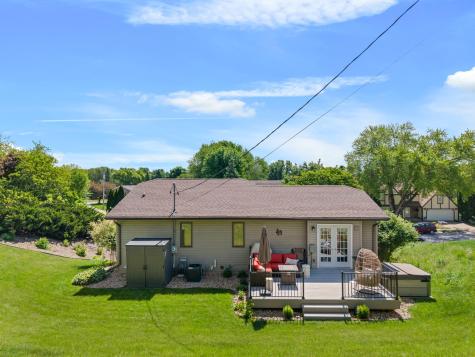 712 Juniper Street La Crescent MN 55947