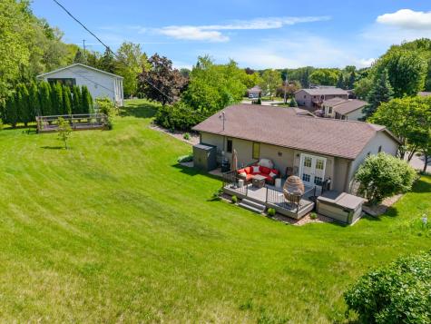 712 Juniper Street La Crescent MN 55947