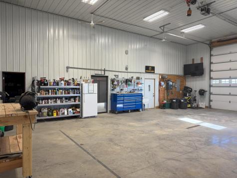 5564 County Road 63 Lamoure ND 58458