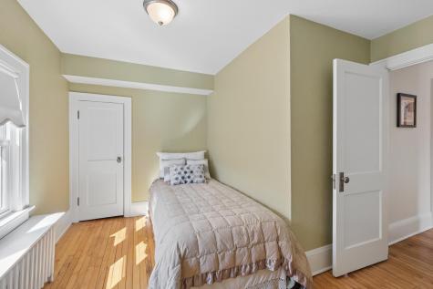 1676 Berkeley Avenue Saint Paul MN 55105