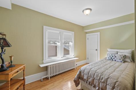 1676 Berkeley Avenue Saint Paul MN 55105