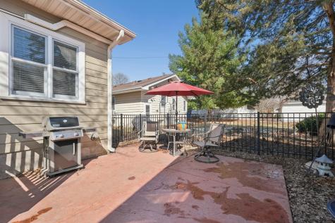 1676 Berkeley Avenue Saint Paul MN 55105
