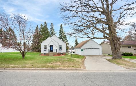816 NW 9th Street Grand Rapids MN 55744