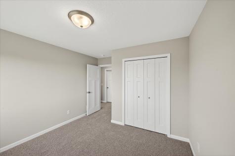 1404 Woods Road NE Isanti MN 55040
