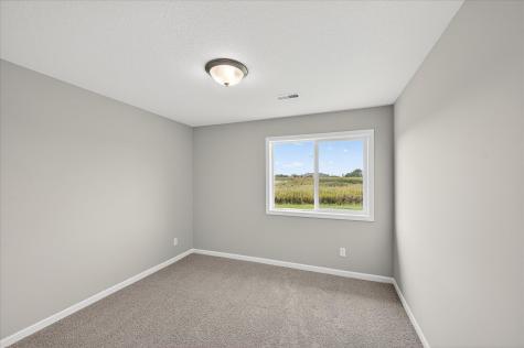 1404 Woods Road NE Isanti MN 55040