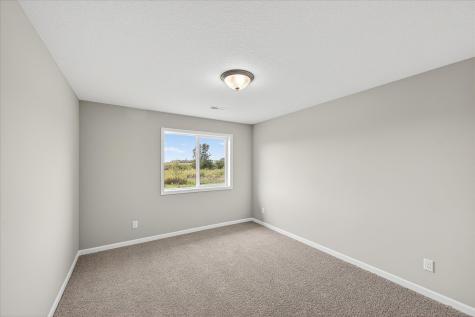1404 Woods Road NE Isanti MN 55040