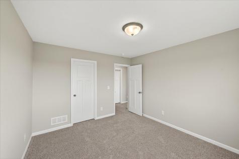 1404 Woods Road NE Isanti MN 55040