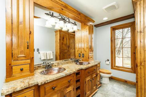 13345 25th Avenue NW Oronoco MN 55960