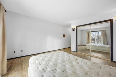 3512 40th Avenue S Prairie Rose ND 58104