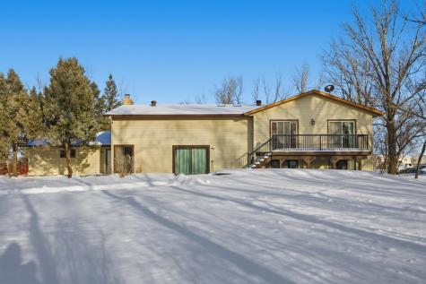 3512 40th Avenue S Prairie Rose ND 58104