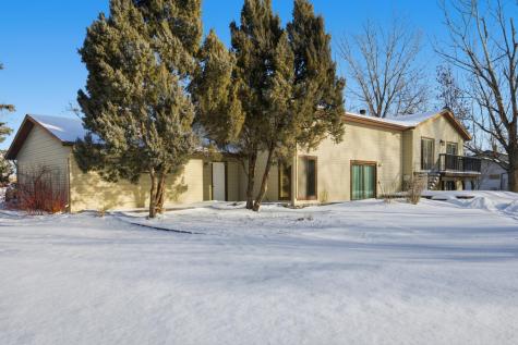 3512 40th Avenue S Prairie Rose ND 58104