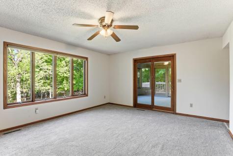 2133 Trumble Court Chaska MN 55318