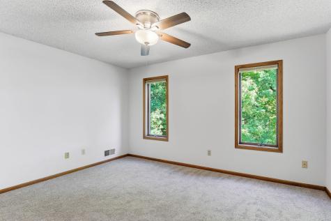 2133 Trumble Court Chaska MN 55318