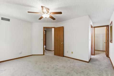 2133 Trumble Court Chaska MN 55318