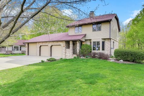 2133 Trumble Court Chaska MN 55318