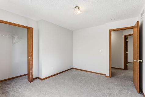 2133 Trumble Court Chaska MN 55318