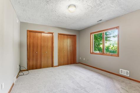 2133 Trumble Court Chaska MN 55318