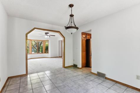 2133 Trumble Court Chaska MN 55318