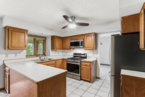 2133 Trumble Court Chaska MN 55318