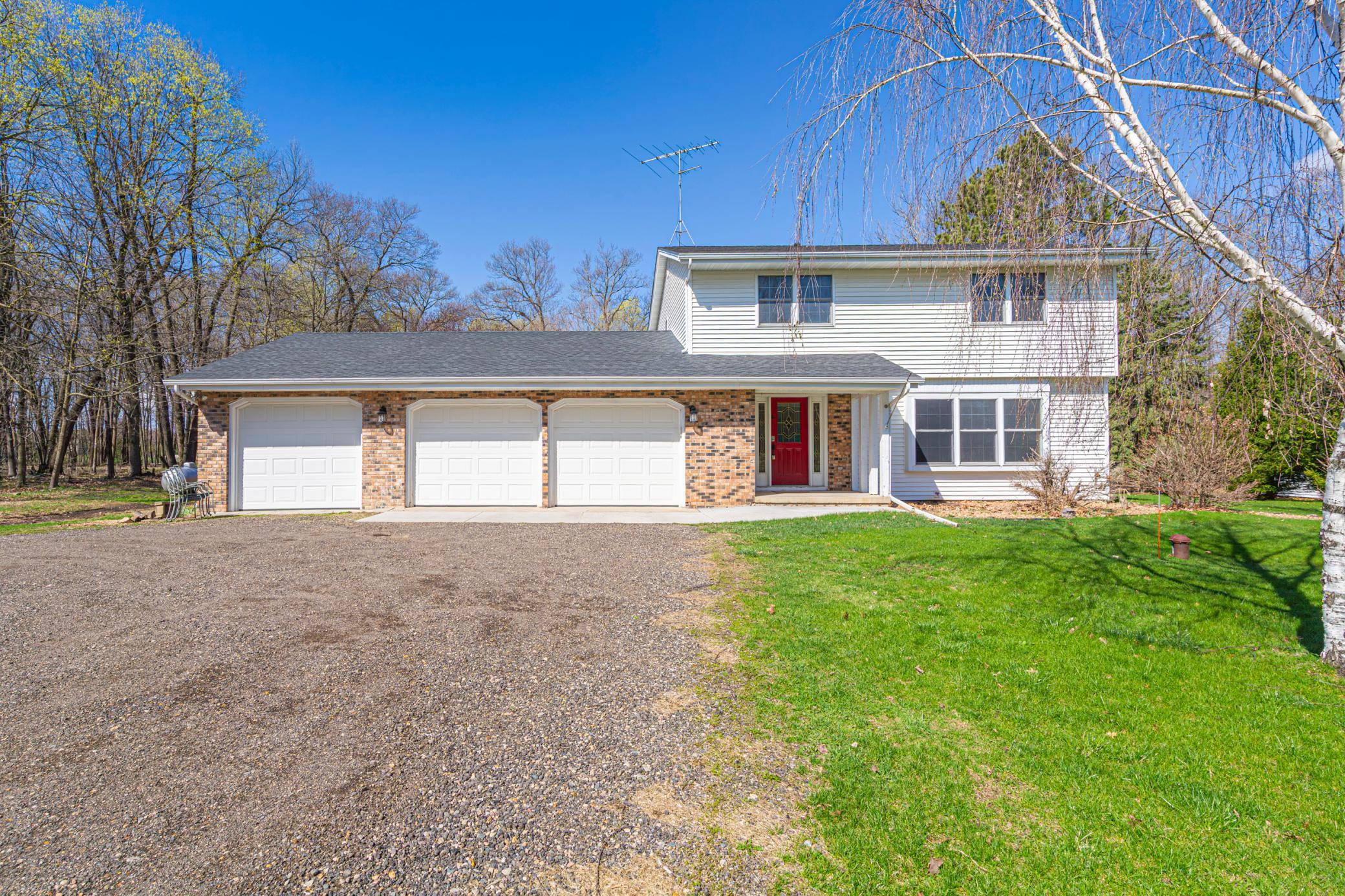 450 Country View Lane Le Sueur MN 56058