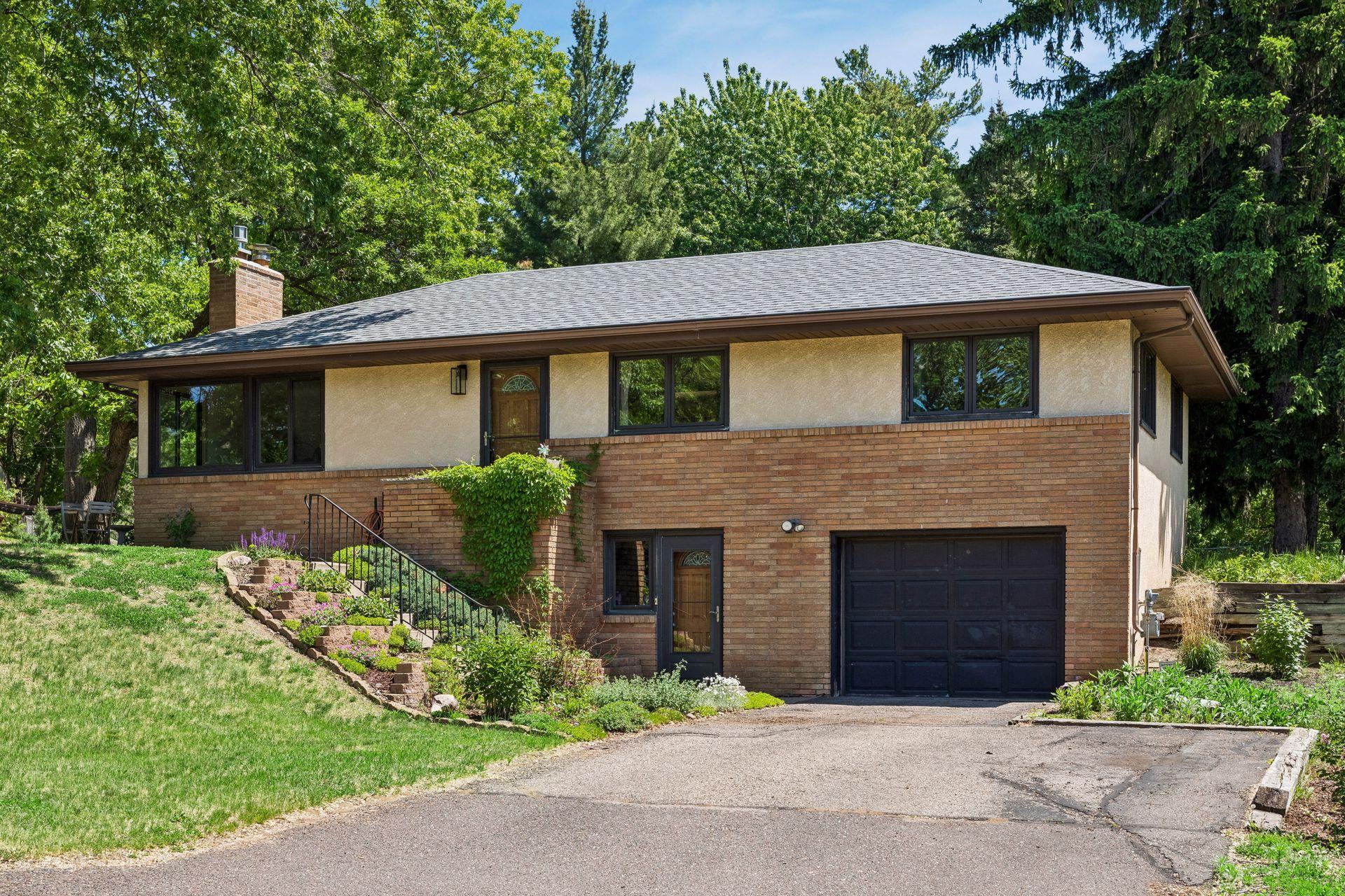 2356 Tophill Circle Roseville MN 55113