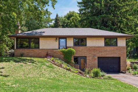 2356 Tophill Circle Roseville MN 55113