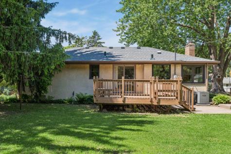 2356 Tophill Circle Roseville MN 55113