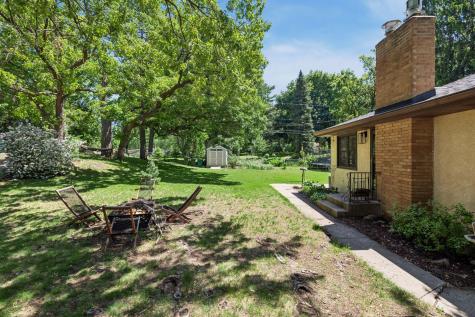 2356 Tophill Circle Roseville MN 55113