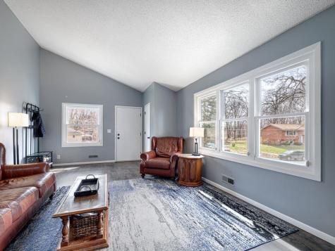 3107 Alexander Lane Mound MN 55364