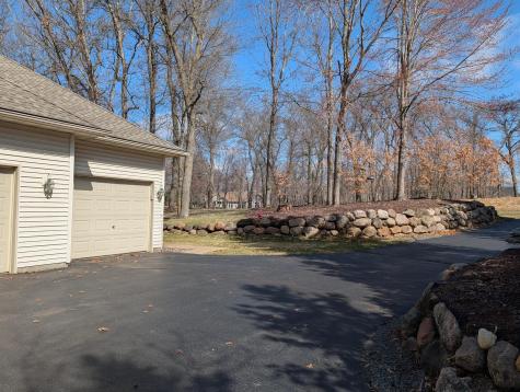 12516 225th Court NW Elk River MN 55330