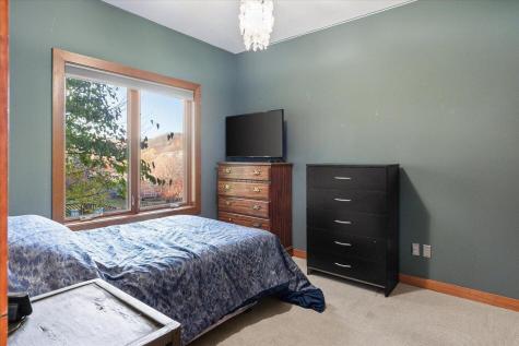 726 N 4th Street La Crescent MN 55947