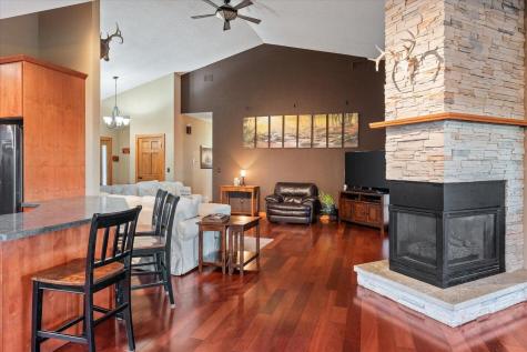 726 N 4th Street La Crescent MN 55947