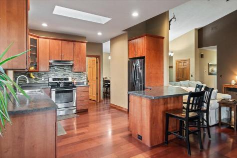726 N 4th Street La Crescent MN 55947