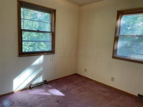 802 11th Avenue N Moorhead MN 56560