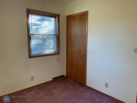 802 11th Avenue N Moorhead MN 56560