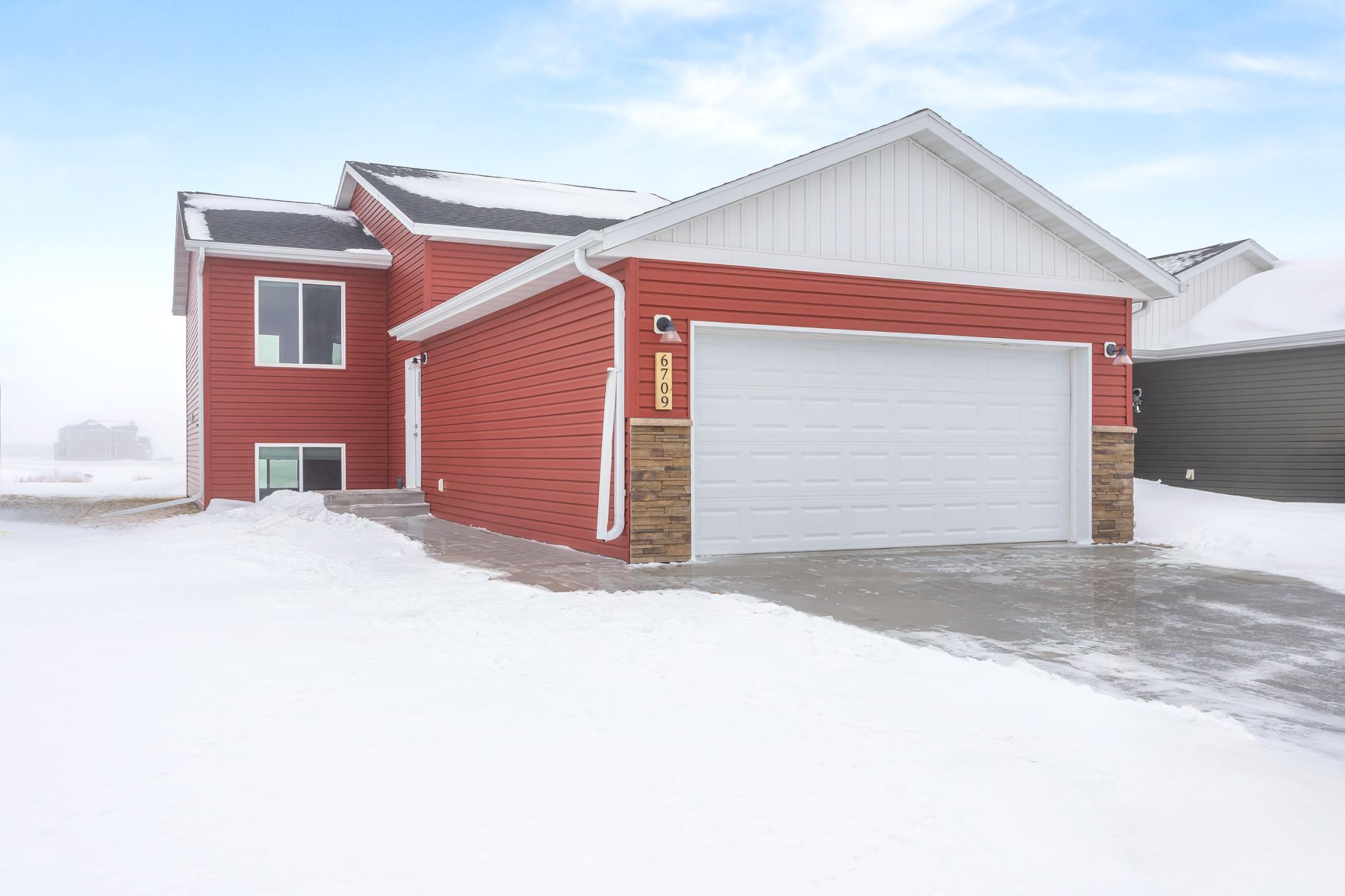 6709 69th Avenue S Horace ND 58047