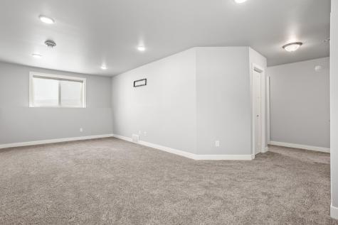 6709 69th Avenue S Horace ND 58047