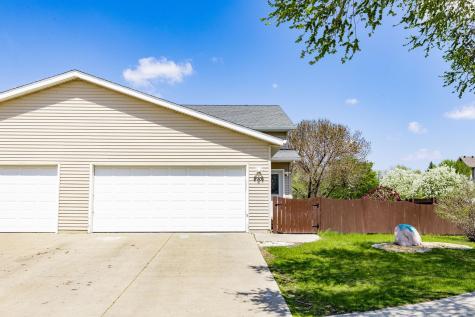 2901 Dakota Park Circle S Fargo ND 58104