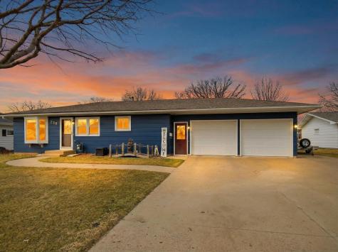 238 13th Street SW Owatonna MN 55060