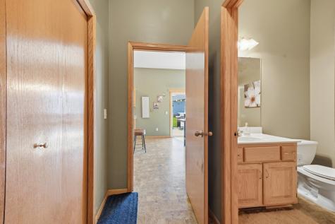 7364 Lambert Avenue NE Albertville MN 55301