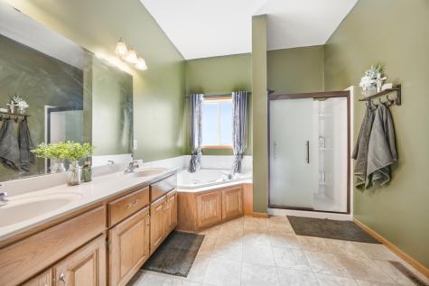 7364 Lambert Avenue NE Albertville MN 55301